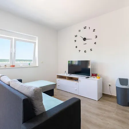 Awesome In With Wifi Apartment Obrovac