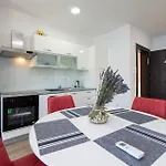 Awesome In With Wifi Apartment