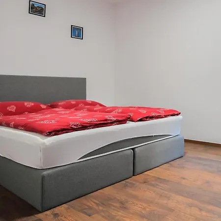 Appartement Awesome In With Wifi