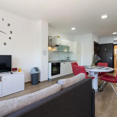 Awesome In With Wifi Appartement Obrovac